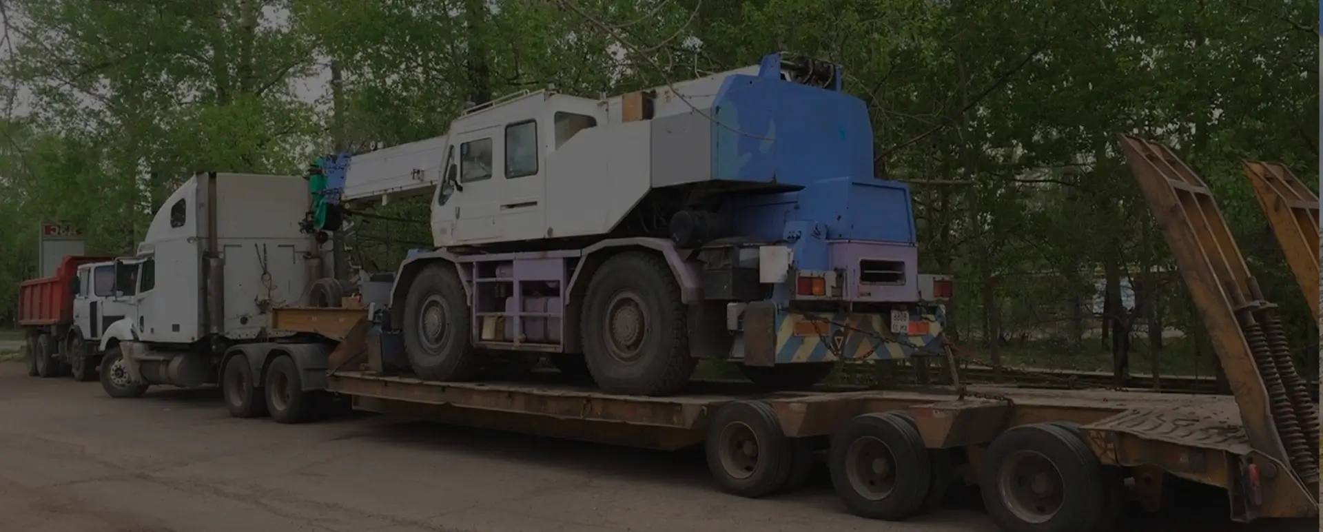 Получить расчет цены перевозки груза в поселке городского типа Звёздный городок (Центральный округ - Московская область), аренда низкорамника на территории РФ
